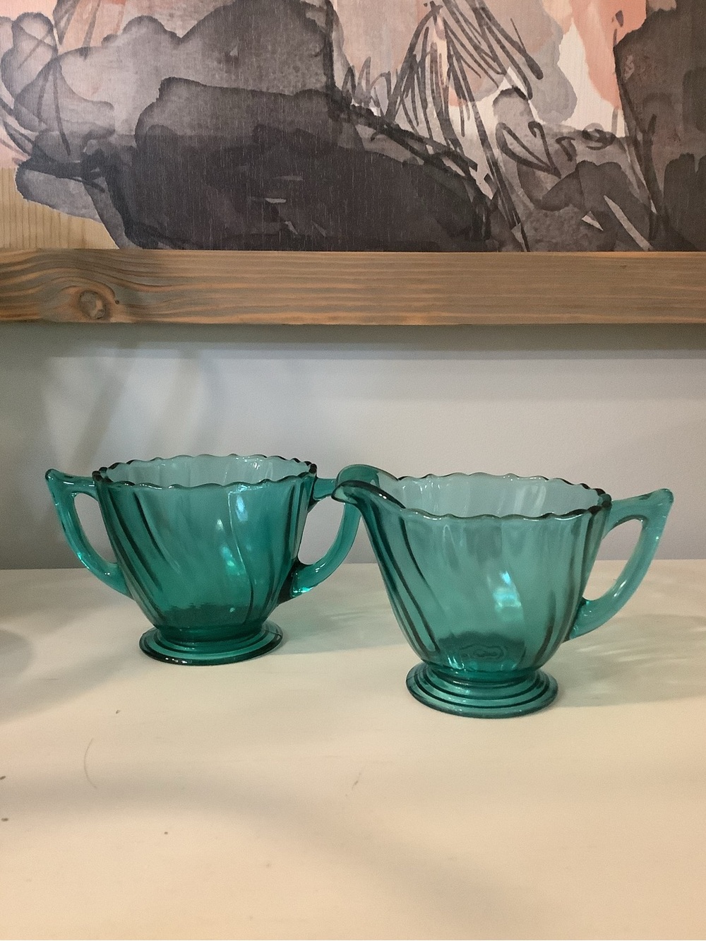 Vtg Sugar & Creamer Set Depression Glass Petal Swirl by Jeanette Glass Company